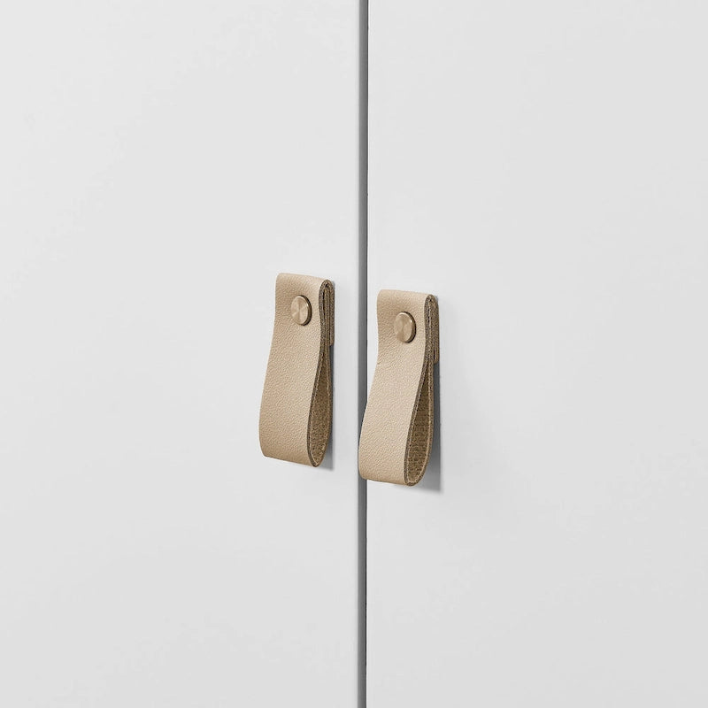 Armoire de rangement à deux portes avec étagère réglable