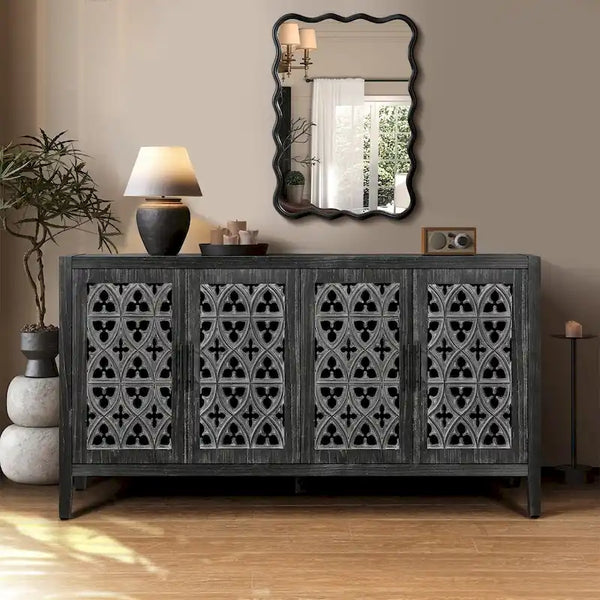 Buffet ancien à quatre portes creuses – Bahut vintage en bois avec portes sculptées de motifs floraux et étagères réglables