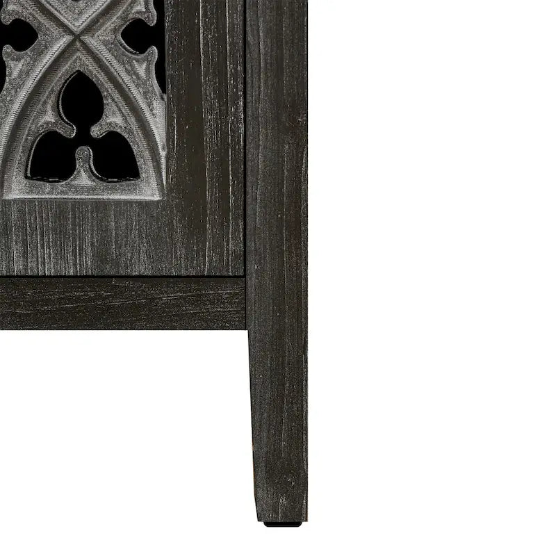 Buffet ancien à quatre portes creuses – Bahut vintage en bois avec portes sculptées de motifs floraux et étagères réglables