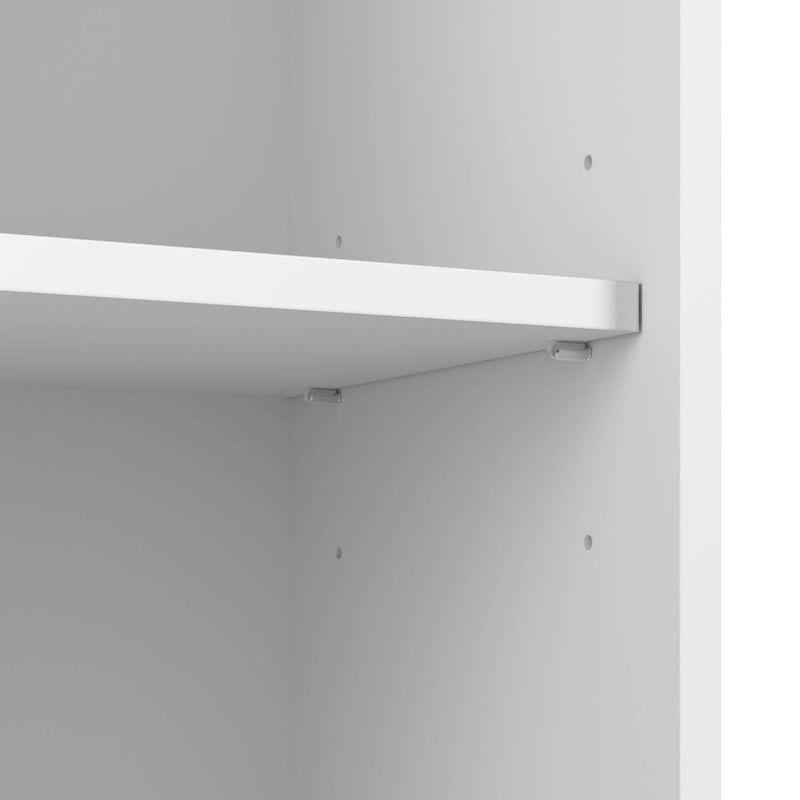 Meuble de rangement de salle de bain autoportant avec étagères réglables et design peu encombrant